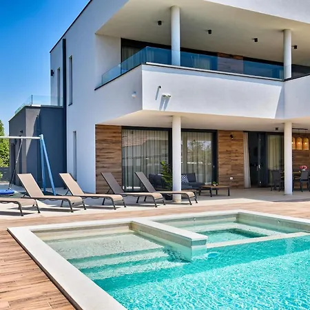 Villa New Tihi Otok Near The Fazana
